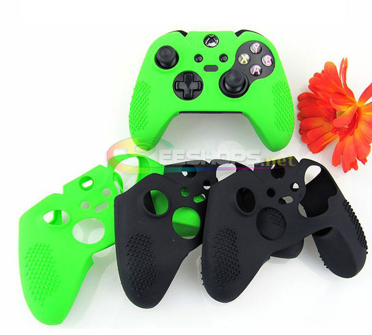 Best New Silicon Skin Protector Case for Microsoft Xbox One Elite Wireless Controller Rubber Protective Cover Sleeve Armor Green Color With Free Thumb Grips